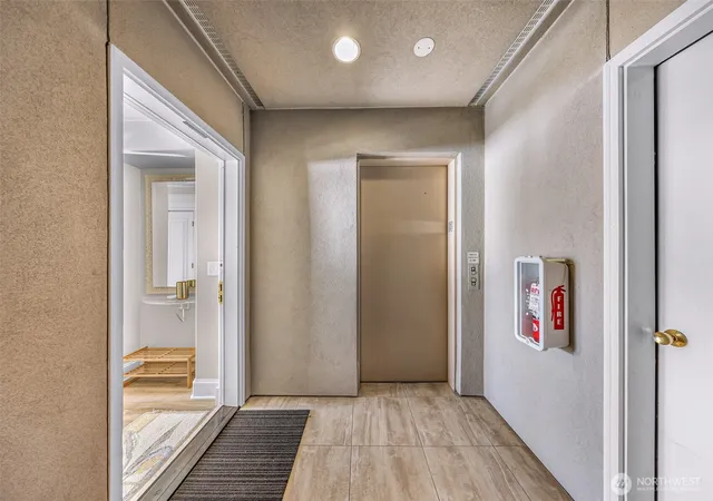 Photo 4 of Sale Pending at 111 Lake Ave W #202, Kirkland, WA 98033 | MLS# NWM2580258 | Listing updated on 2026-09-24