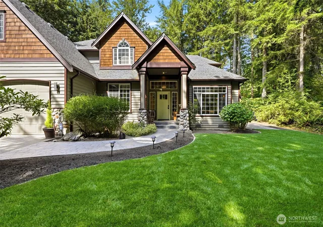 Photo 2 of Single family home for sale at 32704 193rd Avenue Se, Kent, WA 98042 | MLS# NWM2580260 | Listing updated on 2026-10-02