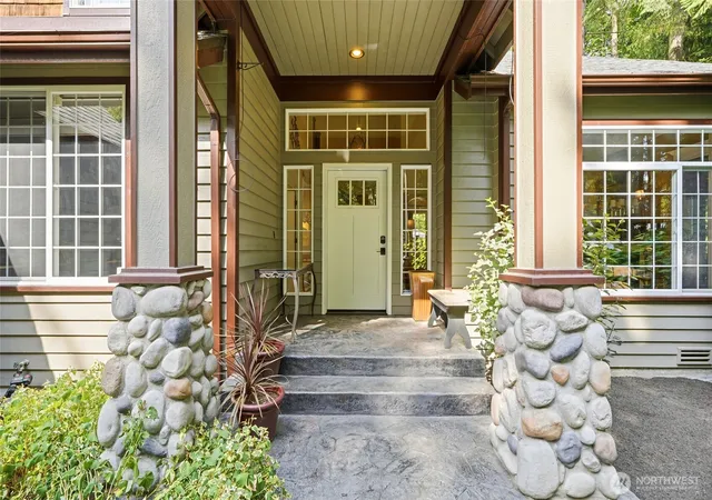 Photo 3 of Single family home for sale at 32704 193rd Avenue Se, Kent, WA 98042 | MLS# NWM2580260 | Listing updated on 2026-10-02