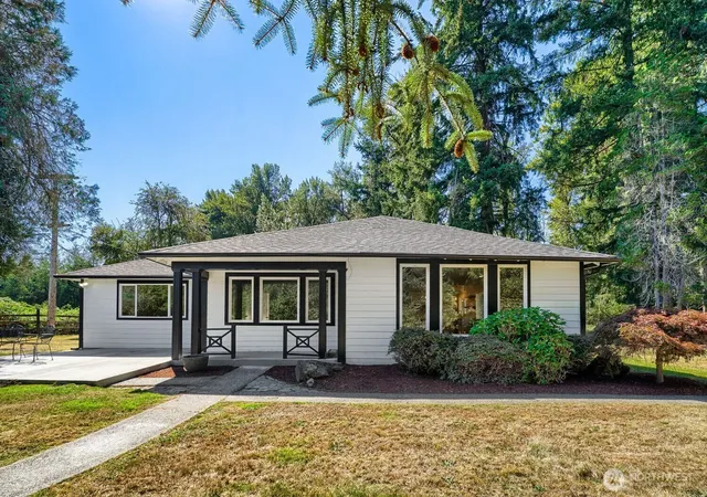 Photo 2 of Single family home for sale at 20925 Se Renton Maple Valley Rd, Maple Valley, WA 98038 | MLS# NWM2580263 | Listing updated on 2026-09-25