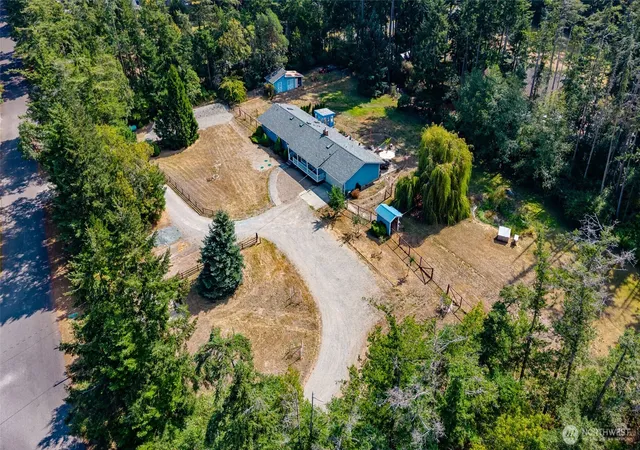 Photo 1 of Contingent at 1866 Wellington Dr, Oak Harbor, WA 98277 | MLS# NWM2580280 | Listing updated on 2026-09-25