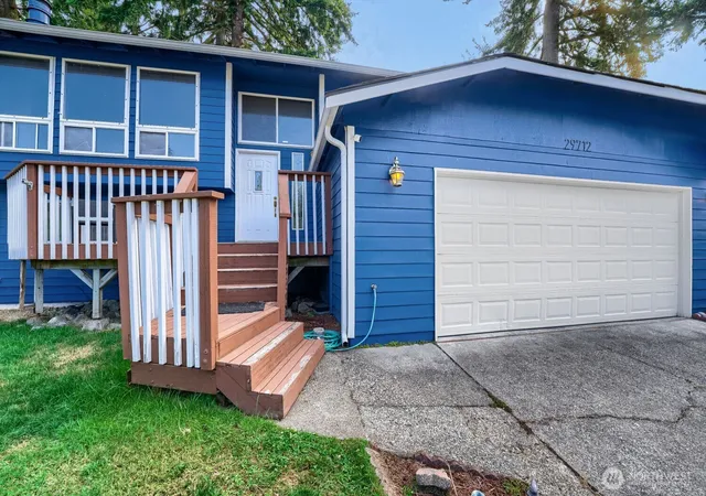 Photo 2 of Single family home for sale at 29712 39th Place S, Auburn, WA 98001 | MLS# NWM2580295 | Listing updated on 2026-09-25