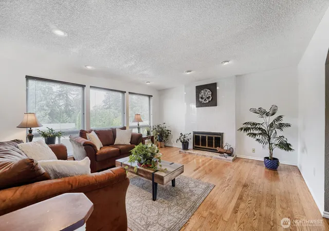 Photo 3 of Single family home for sale at 29712 39th Place S, Auburn, WA 98001 | MLS# NWM2580295 | Listing updated on 2026-09-25