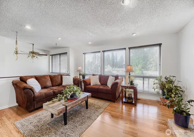 Photo 3 of Single family home for sale at 29712 39th Place S, Auburn, WA 98001 | MLS# NWM2580295 | Listing updated on 2026-09-25