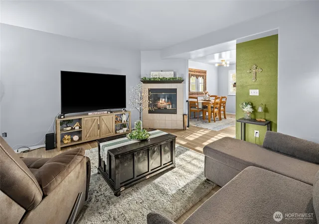 Photo 3 of Townhouse for sale at 10904 62nd Street E, Puyallup, WA 98372 | MLS# NWM2580296 | Listing updated on 2026-09-25