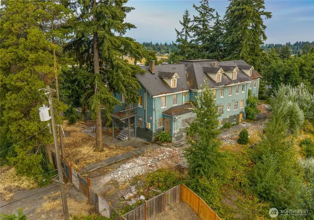 Photo 3 of Multi family home for sale at 5210 S State St, Tacoma, WA 98409 | MLS# NWM2580303 | Listing updated on 2026-09-25