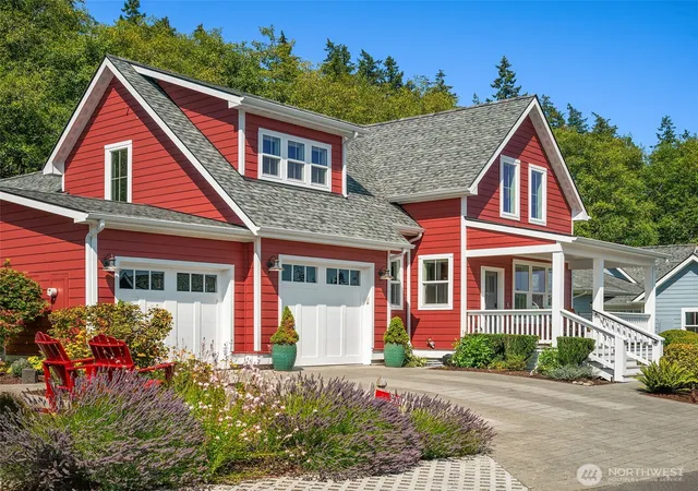 Photo 3 of Single family home for sale at 300 Anchor Ln, Port Ludlow, WA 98365 | MLS# NWM2580309 | Listing updated on 2026-09-25