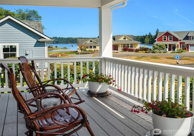 Photo 3 of Single family home for sale at 300 Anchor Ln, Port Ludlow, WA 98365 | MLS# NWM2580309 | Listing updated on 2026-09-25