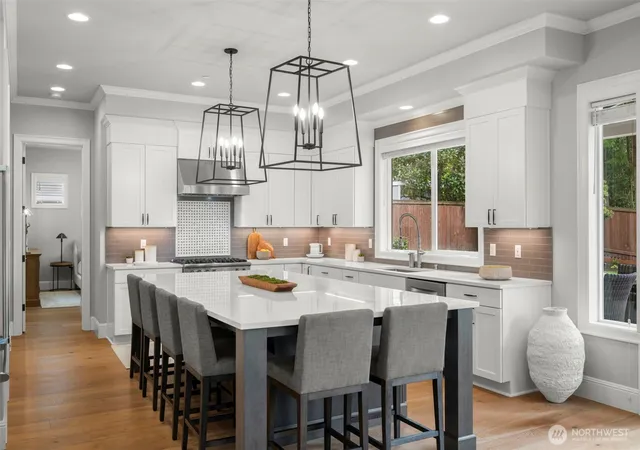 Photo 3 of Single family home for sale at 10425 NE 112th Street, Kirkland, WA 98033 | MLS# NWM2580322 | Listing updated on 2026-09-25