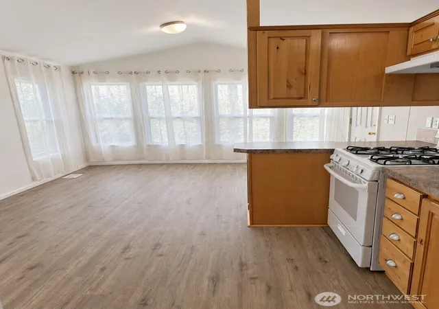 Photo 3 of Manufactured home for sale at 9 Blackler St, Oroville, WA 98844 | MLS# NWM2580328 | Listing updated on 2026-09-22