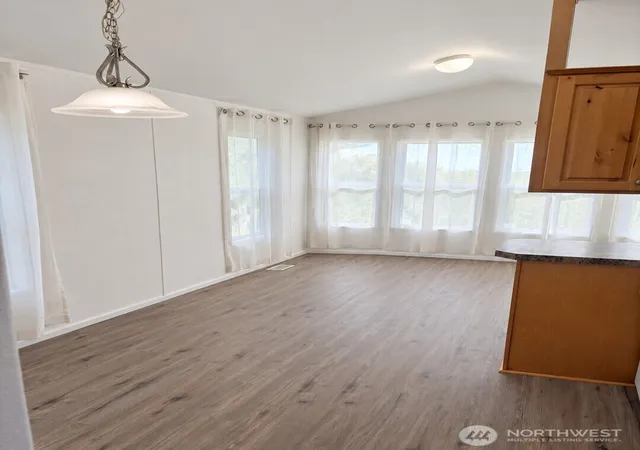 Photo 4 of Manufactured home for sale at 9 Blackler St, Oroville, WA 98844 | MLS# NWM2580328 | Listing updated on 2026-09-22