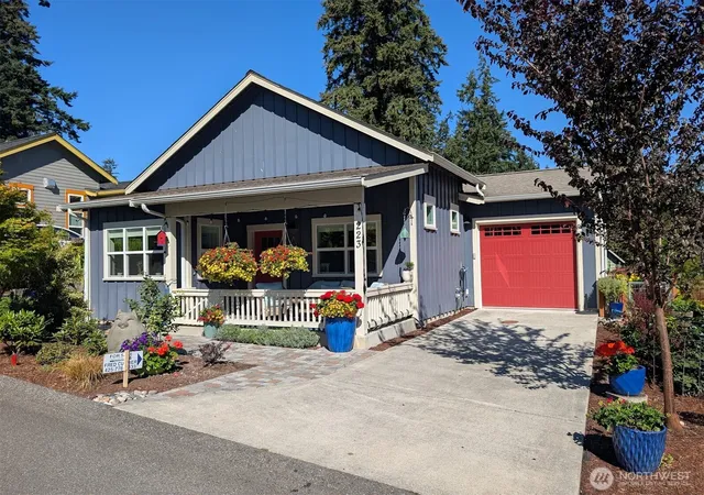 Photo 1 of Single family home for sale at 223 Clover Ct, Langley, WA 98260 | MLS# NWM2580333 | Listing updated on 2026-09-30