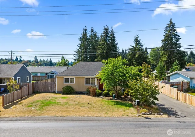 Photo 2 of Sale Pending at 211 Mosman Ave Se, Yelm, WA 98597 | MLS# NWM2580342 | Listing updated on 2026-10-01