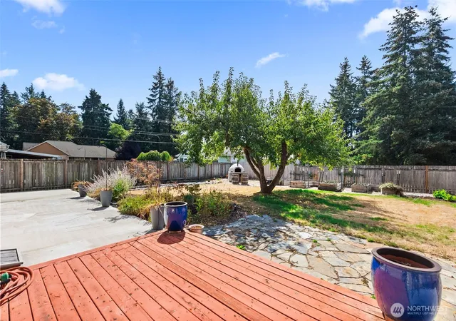 Photo 4 of Sale Pending at 211 Mosman Ave SE, Yelm, WA 98597 | MLS# NWM2580342 | Listing updated on 2026-10-01