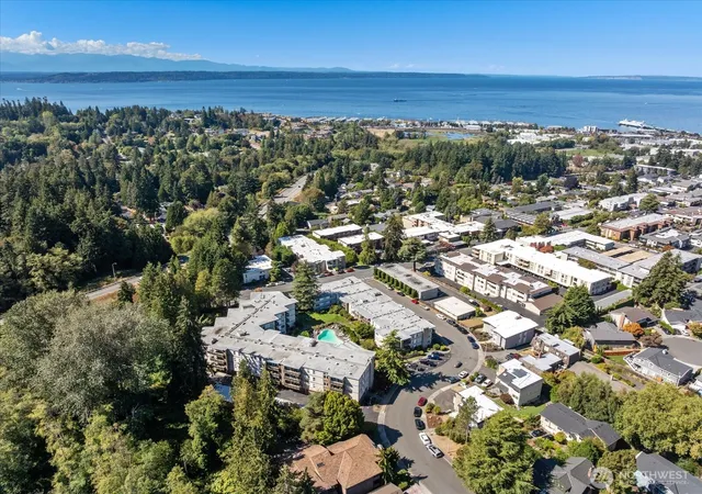 Photo 1 of Condo for sale at 550 Elm Way #105, Edmonds, WA 98020 | MLS# NWM2580345 | Listing updated on 2026-10-01