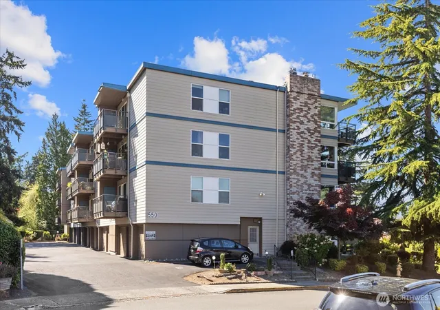 Photo 2 of Condo for sale at 550 Elm Way #105, Edmonds, WA 98020 | MLS# NWM2580345 | Listing updated on 2026-10-01