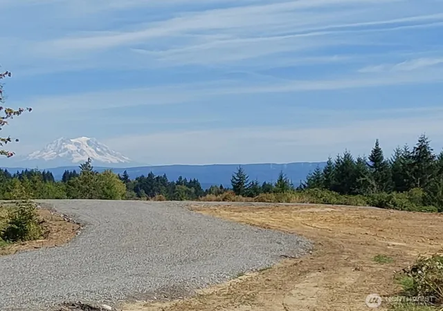 Photo 2 of Land for sale at 170 Sawall Ave, Centralia, WA 98531 | MLS# NWM2580436 | Listing updated on 2026-09-25
