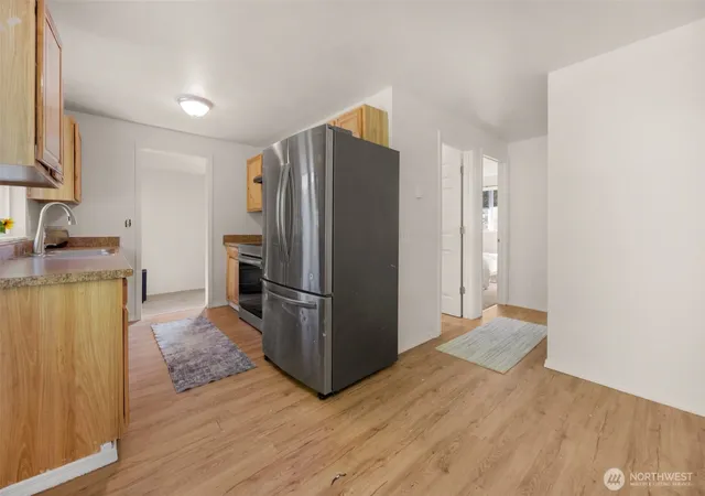 Photo 3 of Single family home for sale at 1401 Maple Ave, Snohomish, WA 98290 | MLS# NWM2580456 | Listing updated on 2026-09-22