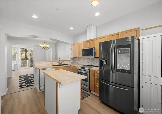 Photo 2 of Townhouse for sale at 6231 S 233rd Street #25-2, Kent, WA 98032 | MLS# NWM2580466 | Listing updated on 2026-10-03