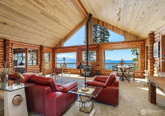 Photo 3 of Single family home for sale at 1660 Seacrest Ln, Coupeville, WA 98239 | MLS# NWM2580470 | Listing updated on 2026-09-29