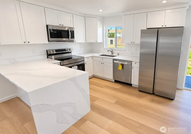 Photo 3 of Sale Pending at 2010 S 1st Street, Shelton, WA 98584 | MLS# NWM2580473 | Listing updated on 2026-09-29