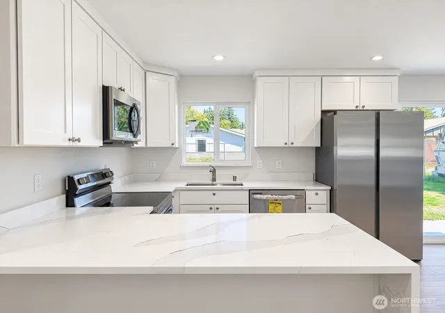 Photo 4 of Sale Pending at 2010 S 1st Street, Shelton, WA 98584 | MLS# NWM2580473 | Listing updated on 2026-09-29