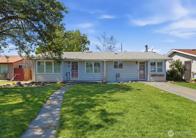 Photo 2 of Sale Pending at 616 S 2nd Avenue, Othello, WA 99344 | MLS# NWM2580483 | Listing updated on 2026-09-23