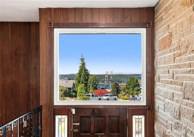 Photo 3 of Single family home for sale at 2455 Lenore Dr, Tacoma, WA 98406 | MLS# NWM2580484 | Listing updated on 2026-10-01