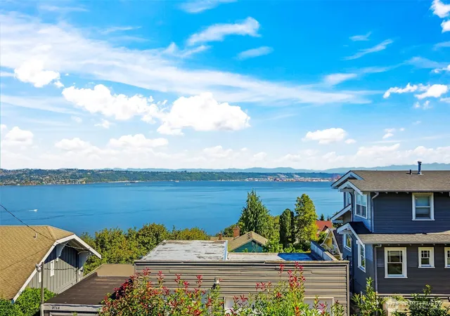 Photo 2 of Single family home for sale at 3809 N Adams St, Tacoma, WA 98407 | MLS# NWM2580509 | Listing updated on 2026-09-25