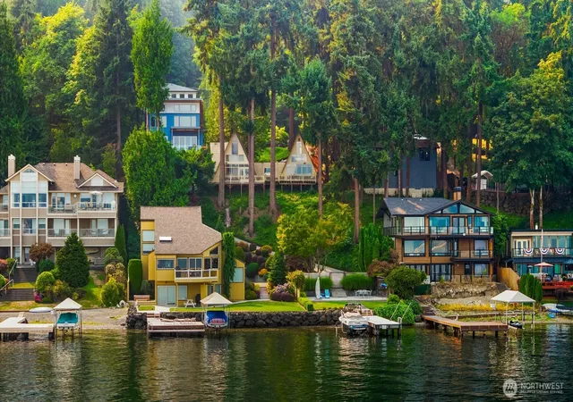 Photo 1 of Sale Pending at 1602 W Lake Sammamish Pkwy Se, Bellevue, WA 98008 | MLS# NWM2580549 | Listing updated on 2026-09-11