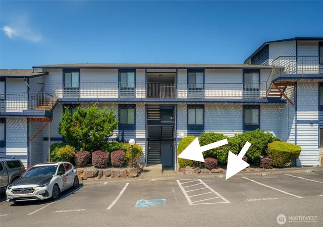 Photo 3 of Condo for sale at 15416 40th Avenue W #59, Lynnwood, WA 98087 | MLS# NWM2580573 | Listing updated on 2026-09-30