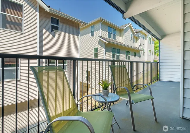 Photo 4 of Condo for sale at 15416 40th Avenue W #59, Lynnwood, WA 98087 | MLS# NWM2580573 | Listing updated on 2026-09-30