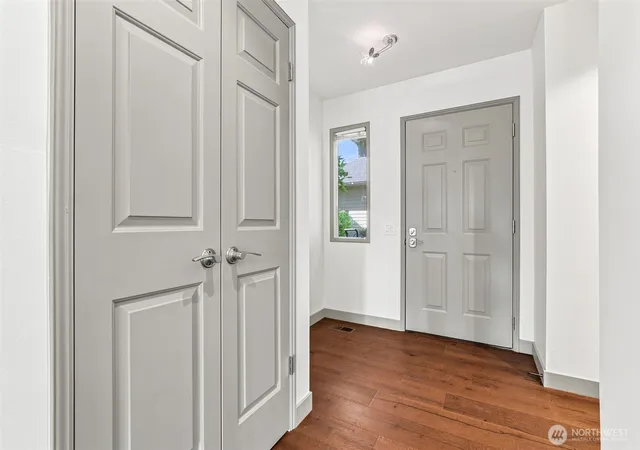 Photo 3 of Sale Pending at 22559 SE 42nd Court #1450, Issaquah, WA 98029 | MLS# NWM2580591 | Listing updated on 2026-09-30