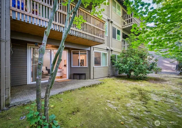 Photo 3 of Condo for sale at 14620 NE 35th Street #106, Bellevue, WA 98007 | MLS# NWM2580608 | Listing updated on 2026-09-27
