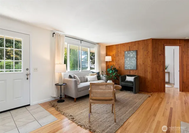 Photo 4 of Single family home for sale at 20630 8th Avenue S, Des Moines, WA 98198 | MLS# NWM2580616 | Listing updated on 2026-09-25