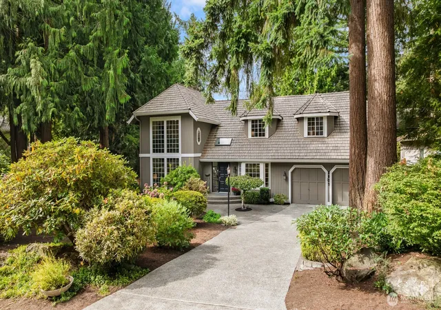 Photo 2 of Sale Pending at 2037 213th Avenue Ne, Sammamish, WA 98074 | MLS# NWM2580623 | Listing updated on 2026-09-25