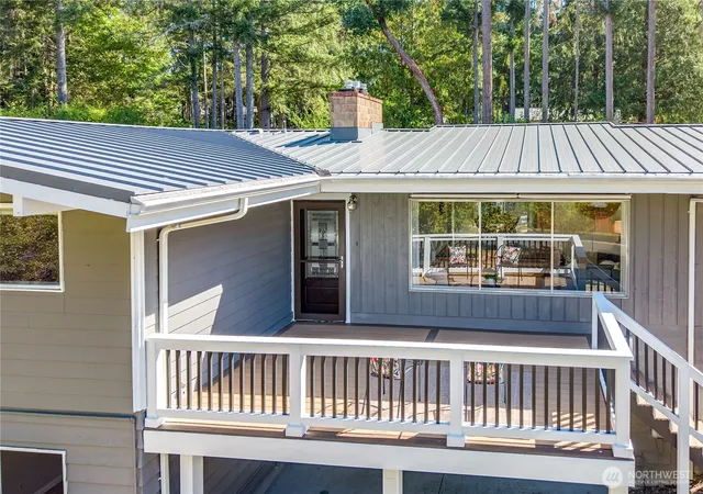 Photo 3 of Sale Pending at 1868 Nw Palmer Ln, Bremerton, WA 98311 | MLS# NWM2580643 | Listing updated on 2026-09-25