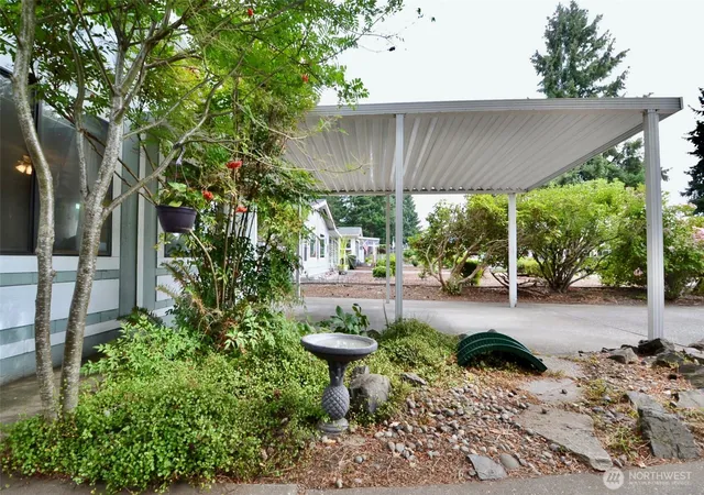 Photo 4 of Manufactured home for sale at 5250 College St SE #28, Lacey, WA 98503 | MLS# NWM2580653 | Listing updated on 2026-09-26
