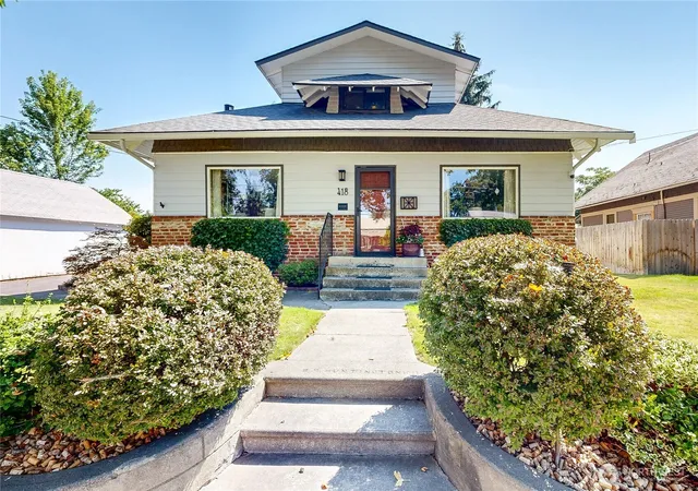 Photo 1 of Sale Pending at 418 N Bellevue St, Walla Walla, WA 99362 | MLS# NWM2580658 | Listing updated on 2026-09-15