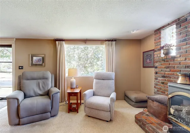 Photo 4 of Sale Pending at 418 N Bellevue St, Walla Walla, WA 99362 | MLS# NWM2580658 | Listing updated on 2026-09-15