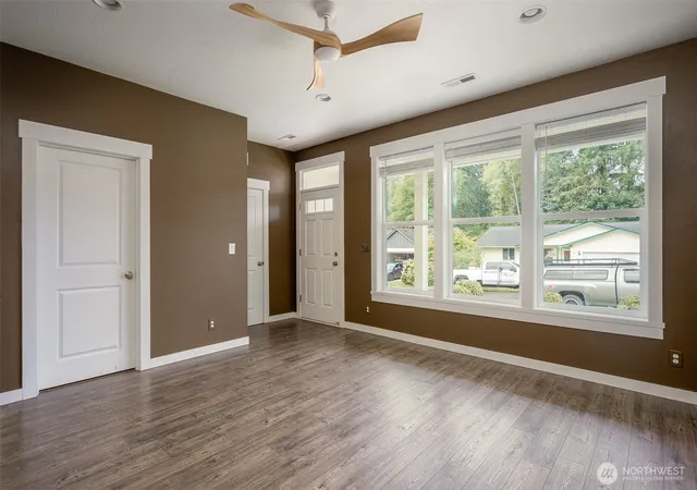 Photo 3 of Sale Pending at 4 Alpine Ct, Vader, WA 98593 | MLS# NWM2580659 | Listing updated on 2026-09-25