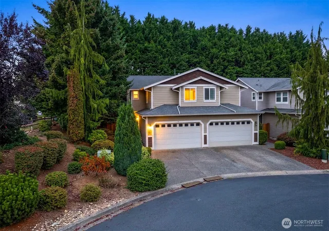 Townhouse for sale at 12305 Meridian Ave S #17, Everett, WA 98208 | MLS# NWM2580667