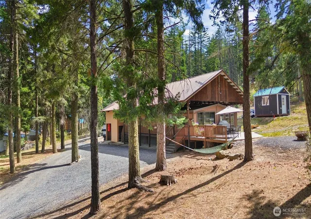 Photo 1 of Manufactured home for sale at 701 Pumphouse Hl Rd, Cle Elum, WA 98922 | MLS# NWM2580680 | Listing updated on 2026-09-25