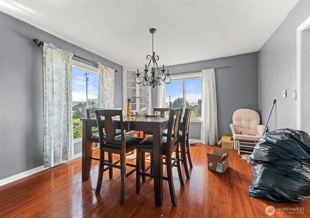 Photo 4 of Sale Pending at 422 W 3rd Street, Aberdeen, WA 98520 | MLS# NWM2580761 | Listing updated on 2026-09-23