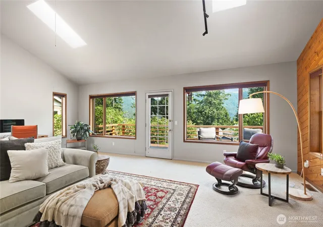 Photo 3 of Sale Pending at 7 Bogey Ln, Bellingham, WA 98229 | MLS# NWM2580770 | Listing updated on 2026-09-25