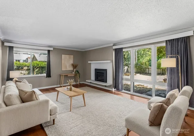 Photo 4 of Single family home for sale at 7211 44th Street W, University Place, WA 98466 | MLS# NWM2580827 | Listing updated on 2026-10-01