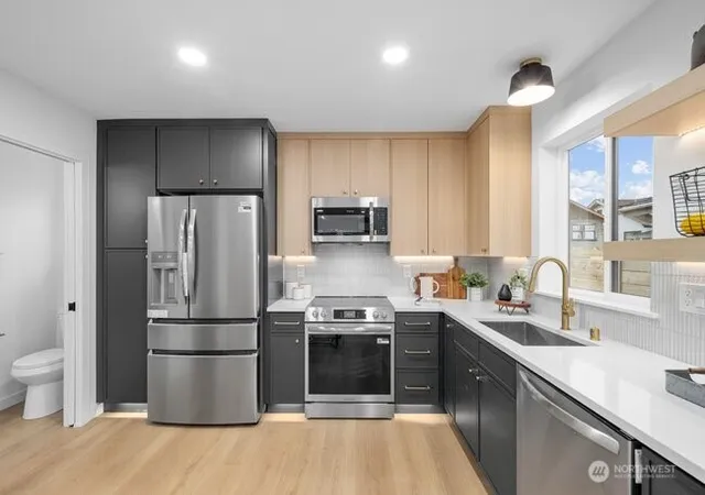 Photo 4 of Single family home for sale at 3215 22nd Avenue S, Seattle, WA 98144 | MLS# NWM2580848 | Listing updated on 2026-09-30