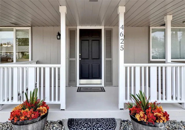 Photo 2 of Sale Pending at 4625 92nd Street Ne, Marysville, WA 98270 | MLS# NWM2580849 | Listing updated on 2026-09-25