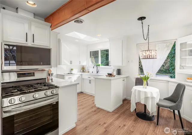 Photo 3 of Single family home for sale at 19513 Meridian Ave N, Shoreline, WA 98133 | MLS# NWM2580854 | Listing updated on 2026-09-25