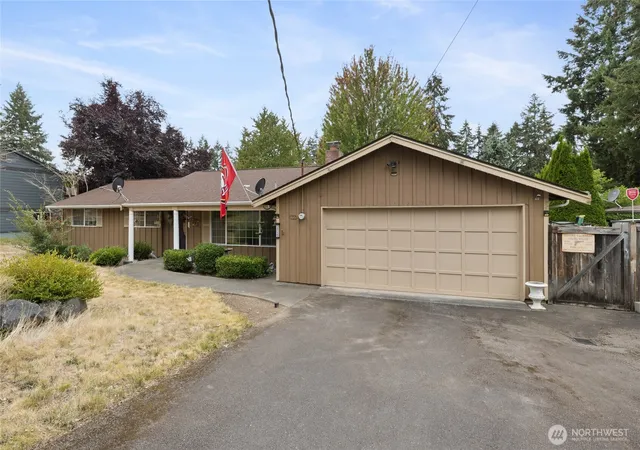 Photo 1 of Sale Pending at 10120 Cedrona St Sw, Lakewood, WA 98498 | MLS# NWM2580862 | Listing updated on 2026-09-15